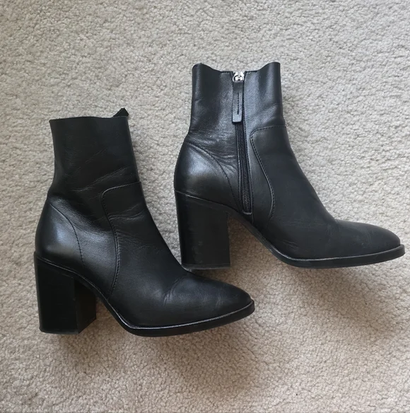 Topshop Black Heeled Booties - Picture 2 of 5